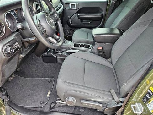 Used 2021 Jeep Wrangler Unlimited Sport AWD/4WD image 13