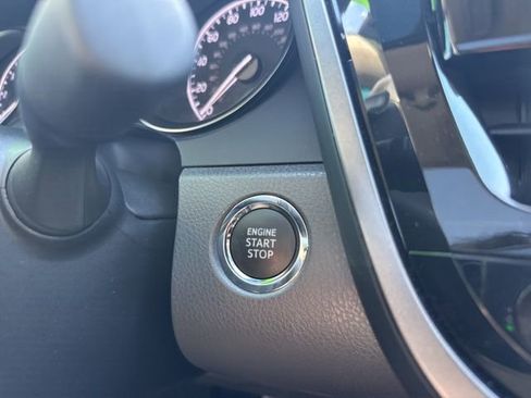 Used 2024 Toyota Camry SE w/ Convenience Package image 13