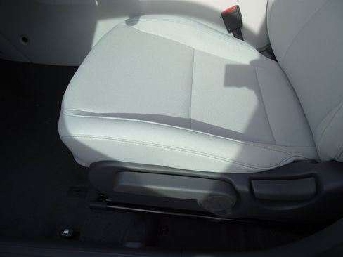 New 2026 Hyundai Kona SE AWD/4WD image 9