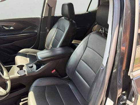 Used 2021 GMC Terrain SLT FWD image 10
