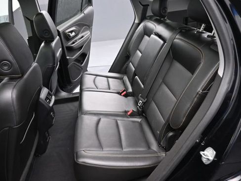 Used 2020 GMC Terrain SLT w/ Preferred Package AWD/4WD image 13