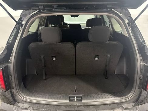 Certified 2023 Kia Sorento LX AWD/4WD image 11