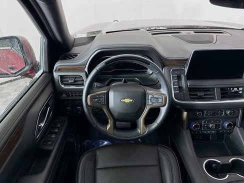 Used 2024 Chevrolet Suburban High Country w/ Advanced Technology Package image 27