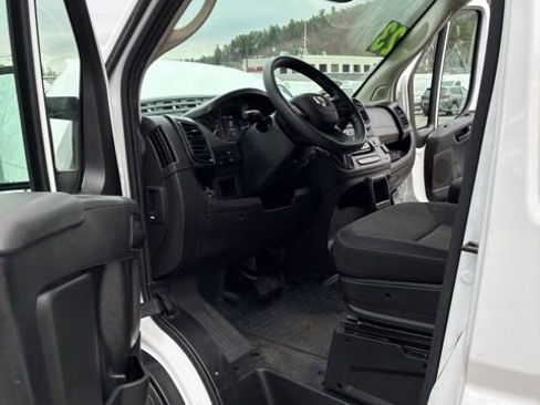 Used 2023 RAM ProMaster 3500 w/ Driver Convenience Group FWD image 26