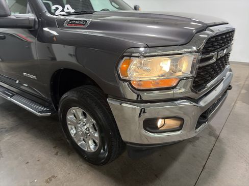 Used 2024 RAM 2500 Big Horn AWD/4WD image 34