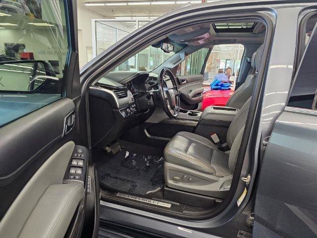 Used 2019 Chevrolet Suburban LT w/ Texas Edition Package AWD/4WD image 30