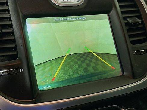 Used 2019 Chrysler 300 Touring w/ Sport Appearance Package image 18