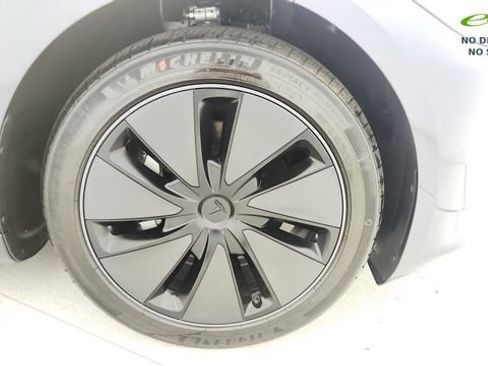 Used 2026 Tesla Model 3 RWD image 75