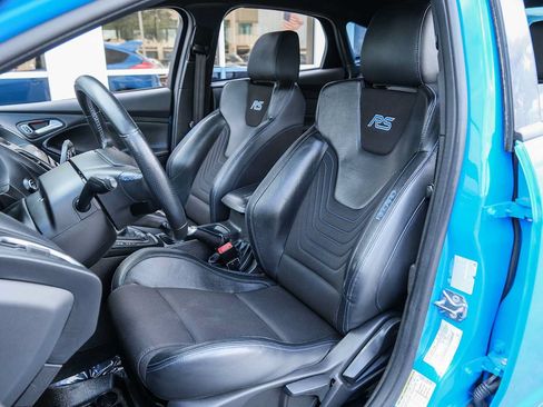 Used 2017 Ford Focus RS AWD/4WD image 32