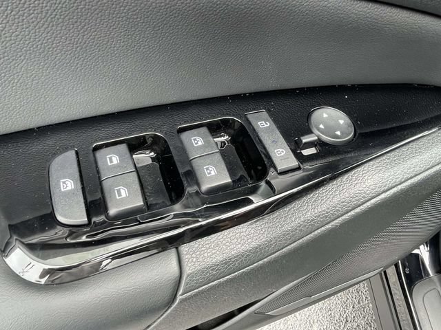 Used 2023 Kia Sportage EX FWD image 17