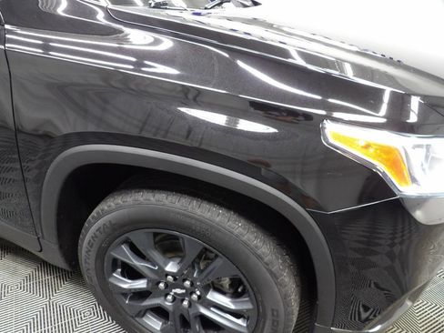 Used 2021 Chevrolet Traverse RS w/ LPO, Floor Liner Package AWD/4WD image 39