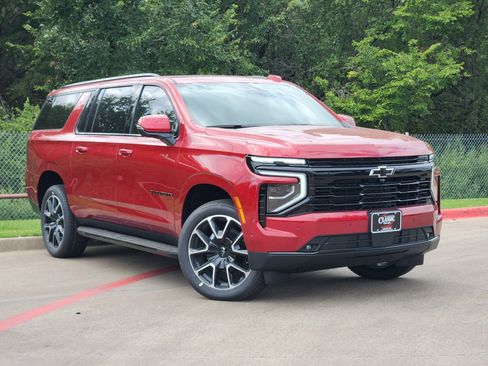 New 2026 Chevrolet Suburban RST w/ RST Capability Package image 2