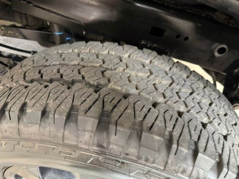 Used 2025 RAM 2500 Big Horn AWD/4WD image 30