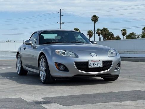 Used 2011 MAZDA MX-5 Miata Grand Touring w/ Premium Pkg RWD image 3