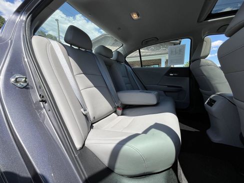 Used 2017 Honda Accord EX-L image 15
