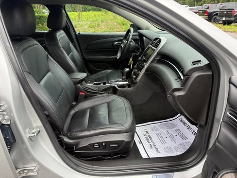 Used 2016 Chevrolet Malibu LTZ image 16