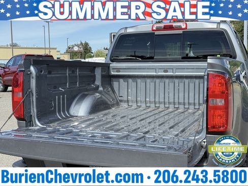Used 2022 Chevrolet Colorado LT w/ LT Convenience Package AWD/4WD image 31
