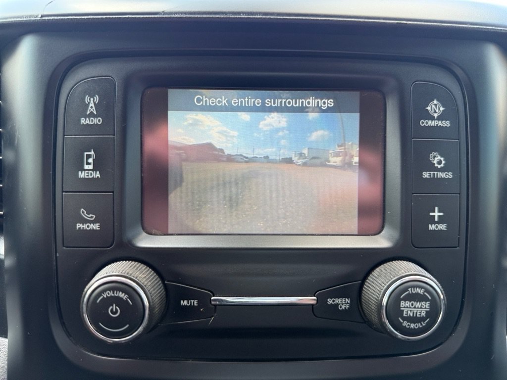 Used 2019 RAM 3500 Tradesman w/ Chrome Appearance Group AWD/4WD image 16