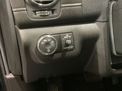 Used 2016 Buick Enclave Premium w/ Experience Buick Package image 8