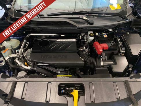 Used 2025 Nissan Rogue SV AWD/4WD image 23