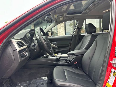 Used 2015 BMW 320i xDrive Sedan AWD/4WD image 2