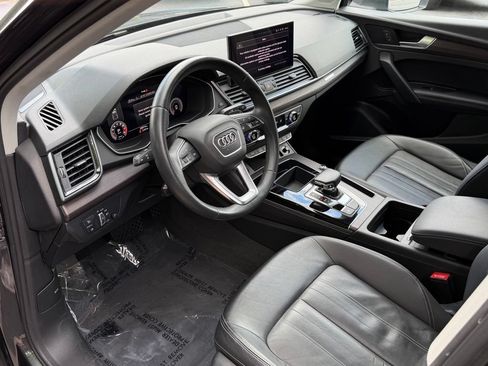 Used 2021 Audi Q5 2.0T Premium Plus w/ Premium Plus Package AWD/4WD image 24
