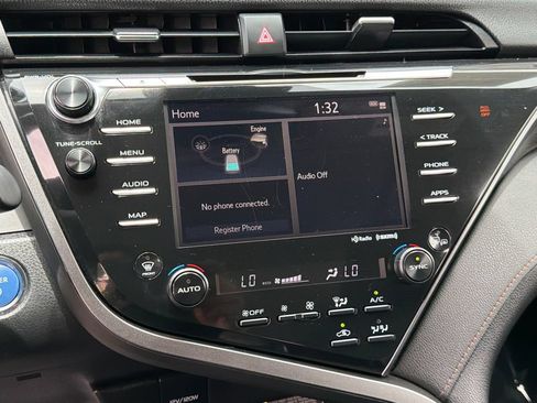 Used 2020 Toyota Camry LE w/ Sunroof Package FWD image 26