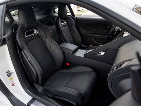 New 2024 Jaguar F-TYPE Coupe AWD image 22