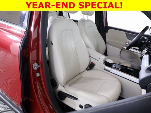 Used 2022 Mercedes-Benz GLB 250 4MATIC image 45