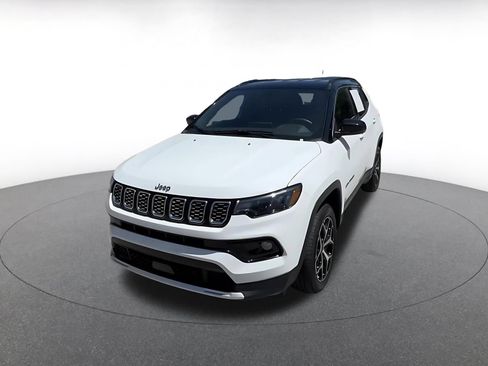 Used 2025 Jeep Compass Limited AWD/4WD image 7