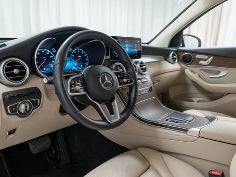 Certified 2022 Mercedes-Benz GLC 300 4MATIC image 12