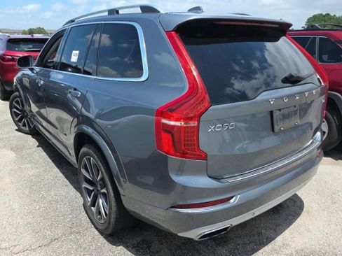 Used 2018 Volvo XC90 T6 Momentum w/ Convenience Package AWD/4WD image 10