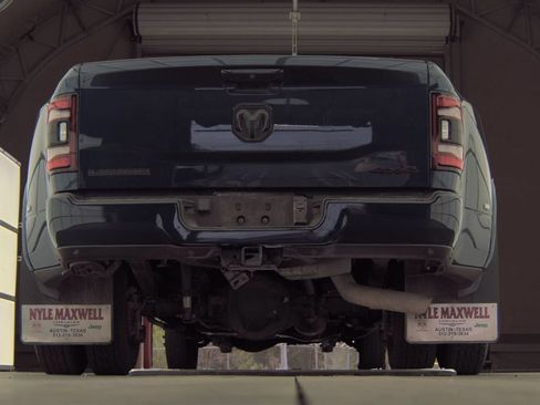 Used 2022 RAM 3500 Laramie AWD/4WD image 15