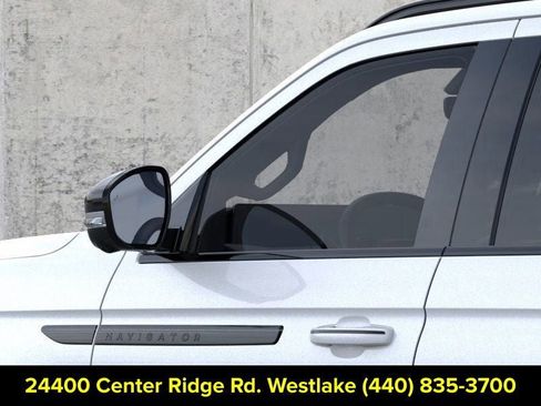 New 2026 Lincoln Navigator Reserve w/ Jet Appearance Package AWD/4WD image 20