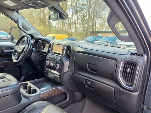 Used 2020 GMC Sierra 3500 Denali image 35