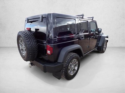 Used 2014 Jeep Wrangler Unlimited Rubicon w/ Connectivity Group AWD/4WD image 4