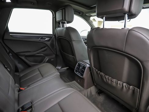 Used 2021 Porsche Macan GTS image 25