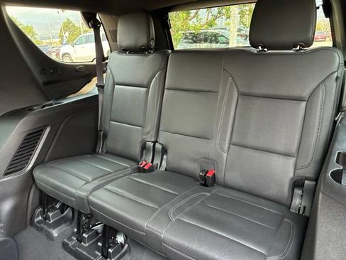Used 2023 Chevrolet Tahoe LT w/ Luxury Package AWD/4WD image 17