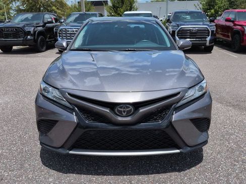 Certified 2018 Toyota Camry XSE FWD image 9