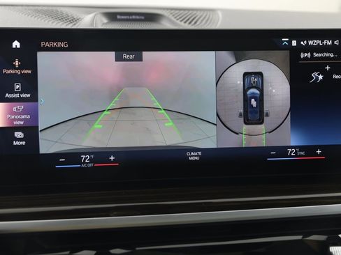 Used 2023 BMW X7 M60i w/ Executive Package image 11