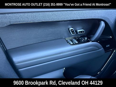 New 2025 Land Rover Range Rover Sport Dynamic SE image 31