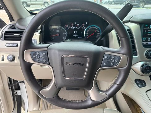 Used 2017 GMC Yukon Denali w/ Open Road Package AWD/4WD image 28