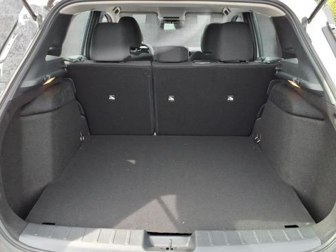 Used 2025 Nissan Kicks S AWD/4WD image 11