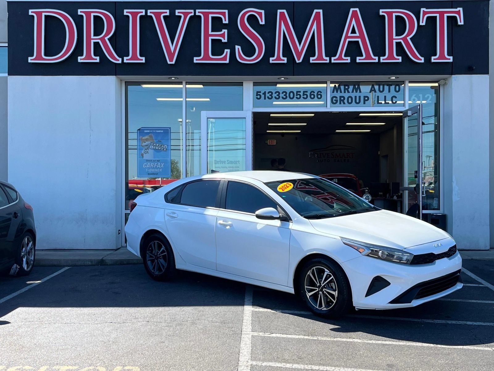 Used 2023 Kia Forte LXS w/ LXS Technology Package FWD image 3