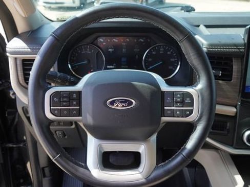 Used 2024 Ford Expedition Limited AWD/4WD image 29