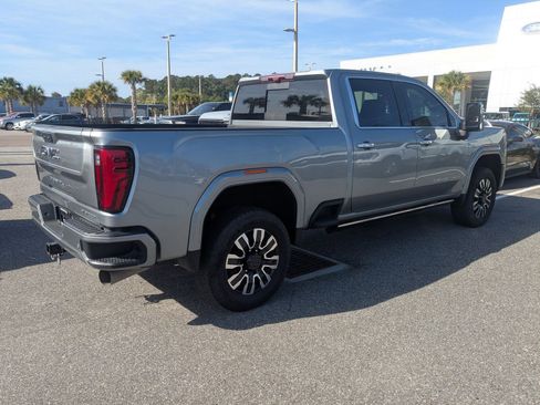 Used 2024 GMC Sierra 2500 Denali Ultimate w/ Max Trailering Package image 4