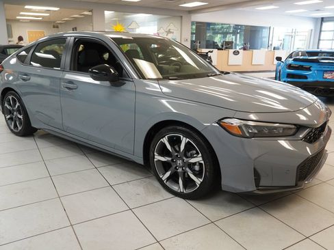 Used 2025 Honda Civic Sport Touring image 14