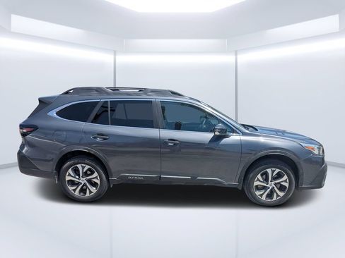 Used 2020 Subaru Outback Limited XT w/ Popular Package #2 AWD/4WD image 2