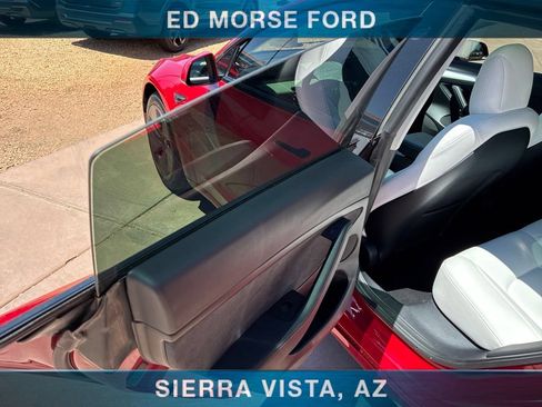 Used 2022 Tesla Model 3 Long Range AWD/4WD image 17