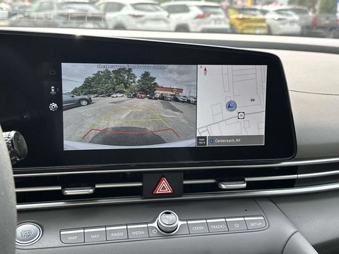 Used 2024 Hyundai Elantra SEL FWD image 34